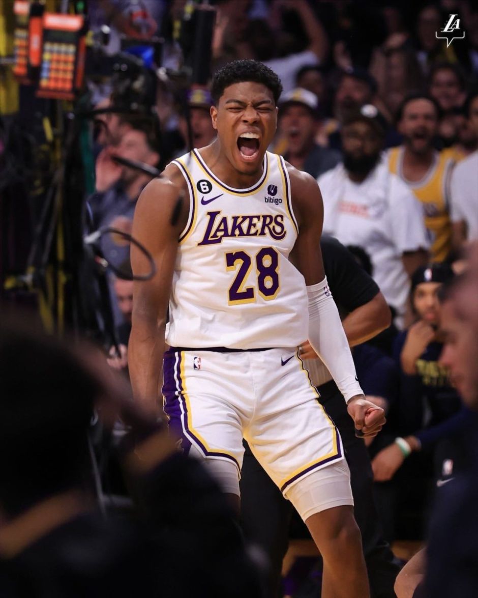 解析小葛雷诺的挥棒机制与平衡感