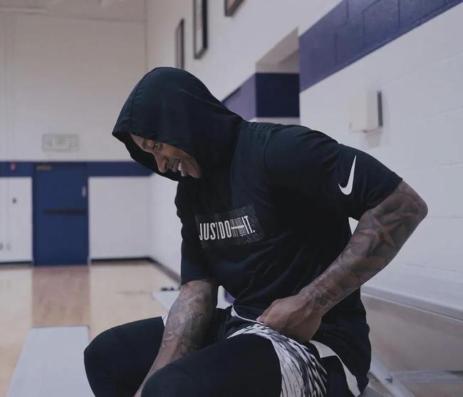 是让他们跟 是让他们跟